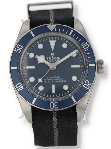 TUDOR BLACK BAY 58 ブルー　79230B Tudor Heritage Black Bay Blue 79230B – HODINKEE Shop