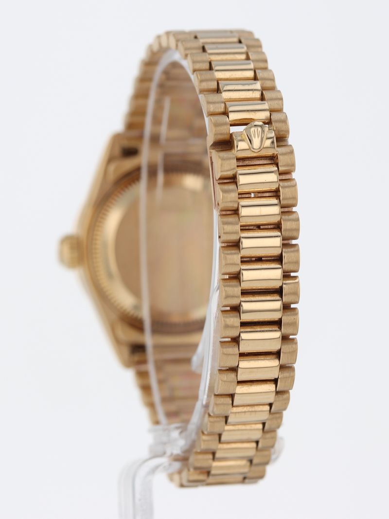 39998: Rolex 18k Ladies President, Ref. 69138, Box and Papers Circa 1990