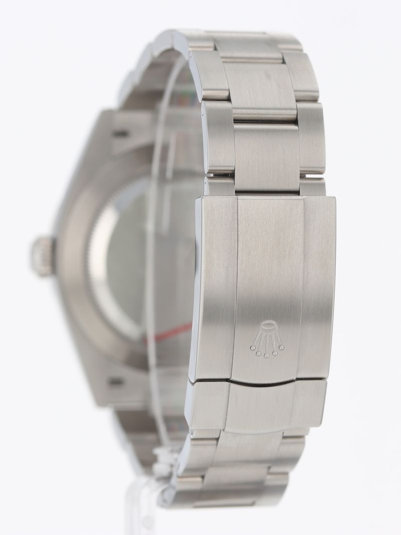 41131: Rolex Oyster Perpetual 41, Ref. 134300, 2025 Full Set LIKE NEW