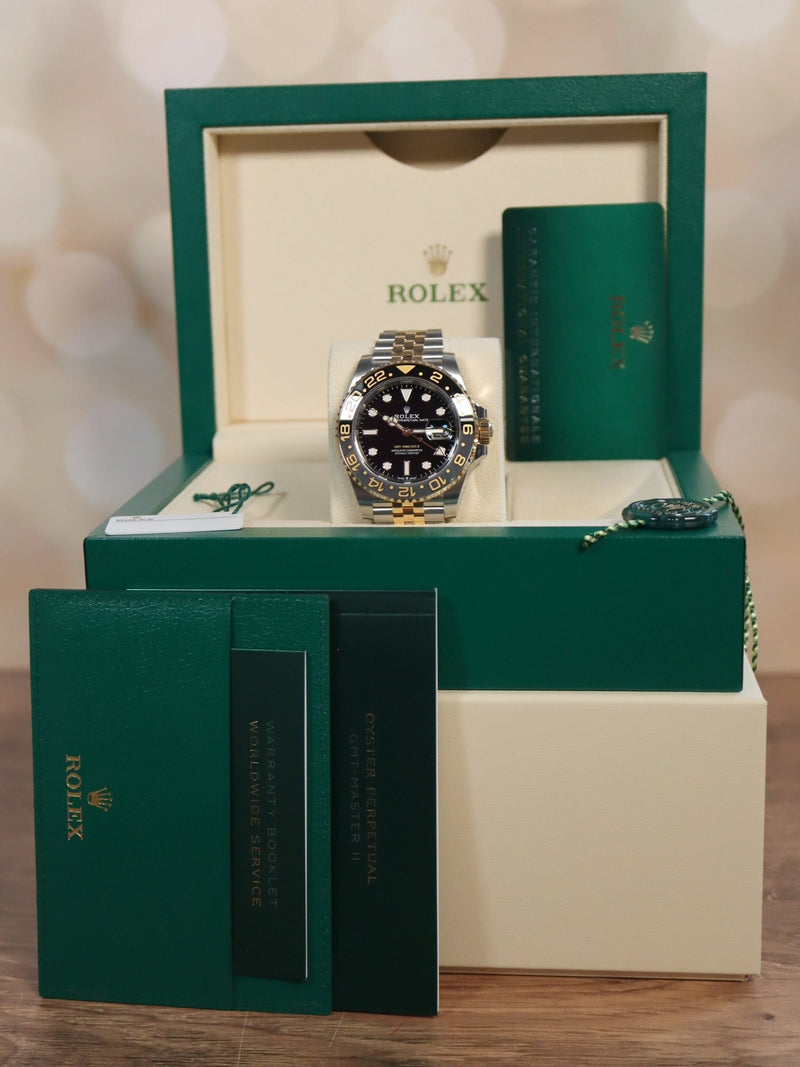 39031: Rolex GMT-Master II, Ref. 126713GRNR, Unworn 2023 Full Set