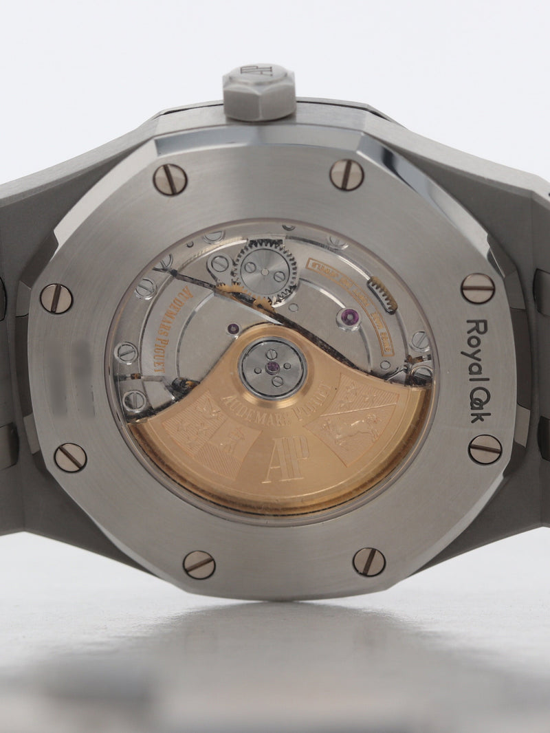 39178: Audemars Piguet Stainless Steel Royal Oak , Ref. 15400ST, 2014 Full Set