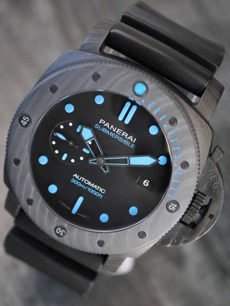 39238 Panerai Luminor Submersible Carbotech PAM01616 2019 Full Set 2024 Factory Serviced