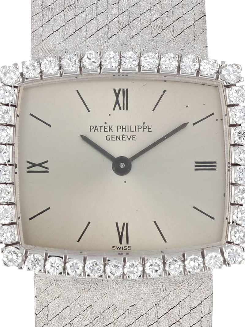 39371: Patek Philippe Vintage 18k White Gold Wristwatch, Ref. 3353, Manual