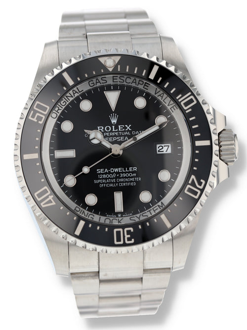 39453: Rolex DeepSea Sea-Dweller, Ref. 136660, 2023 Full Set