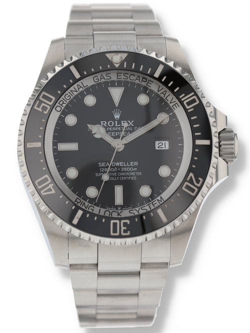 39701: Rolex DeepSea Sea-Dweller, Ref. 126660, 2021 Full Set