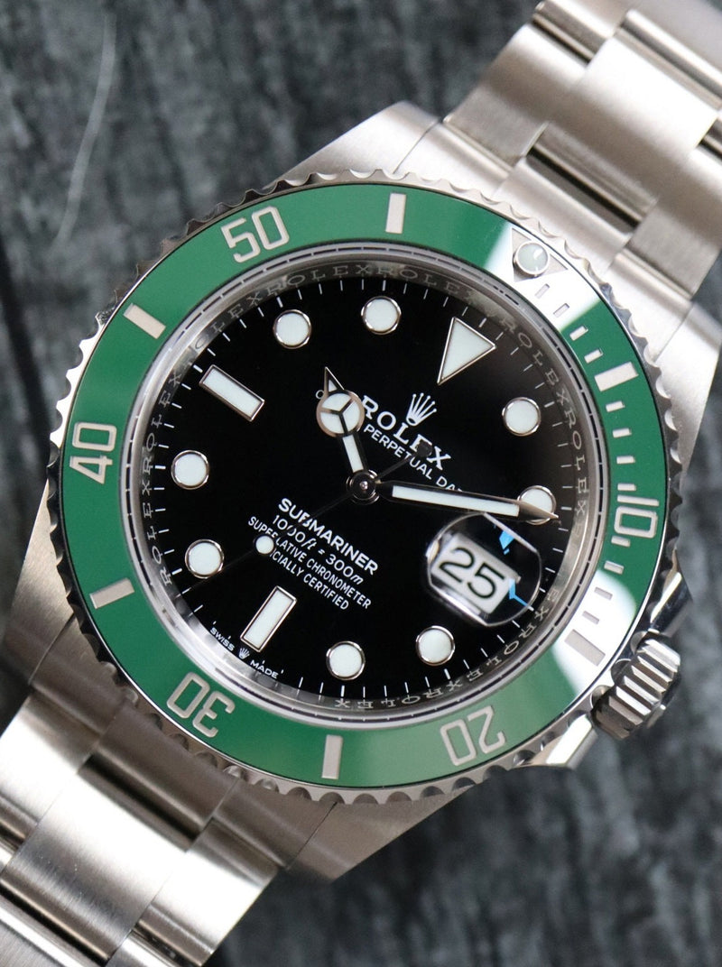 39719: Rolex Submariner 41 , Ref. 126610LV, 2023 Full Set