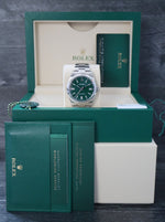 39893: Rolex Oyster Perpetual 41, Ref. 124300, 2022 Full Set