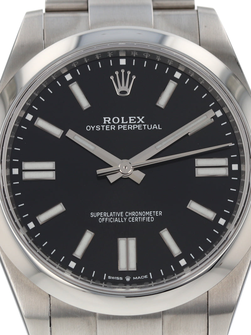 39951: Rolex Oyster Perpetual 41, Ref. 124300, 2021 Full Set