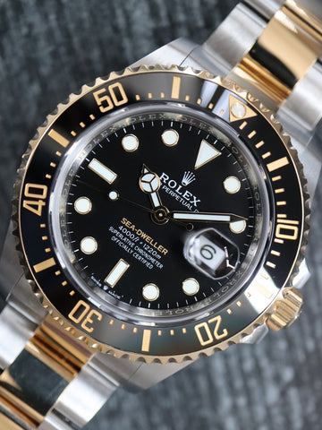額 39992: Rolex Sea-Dweller, Ref. 126603, Box and 2022 Card