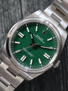 40070: Rolex Oyster Perpetual 41, Green Dial, 2022 Full Set