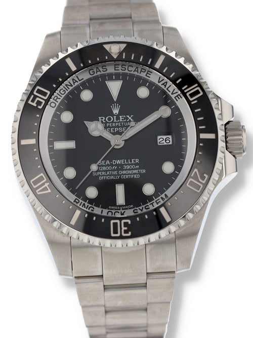 40164: Rolex DeepSea Sea-Dweller, Ref. 116660, 2014 Full Set