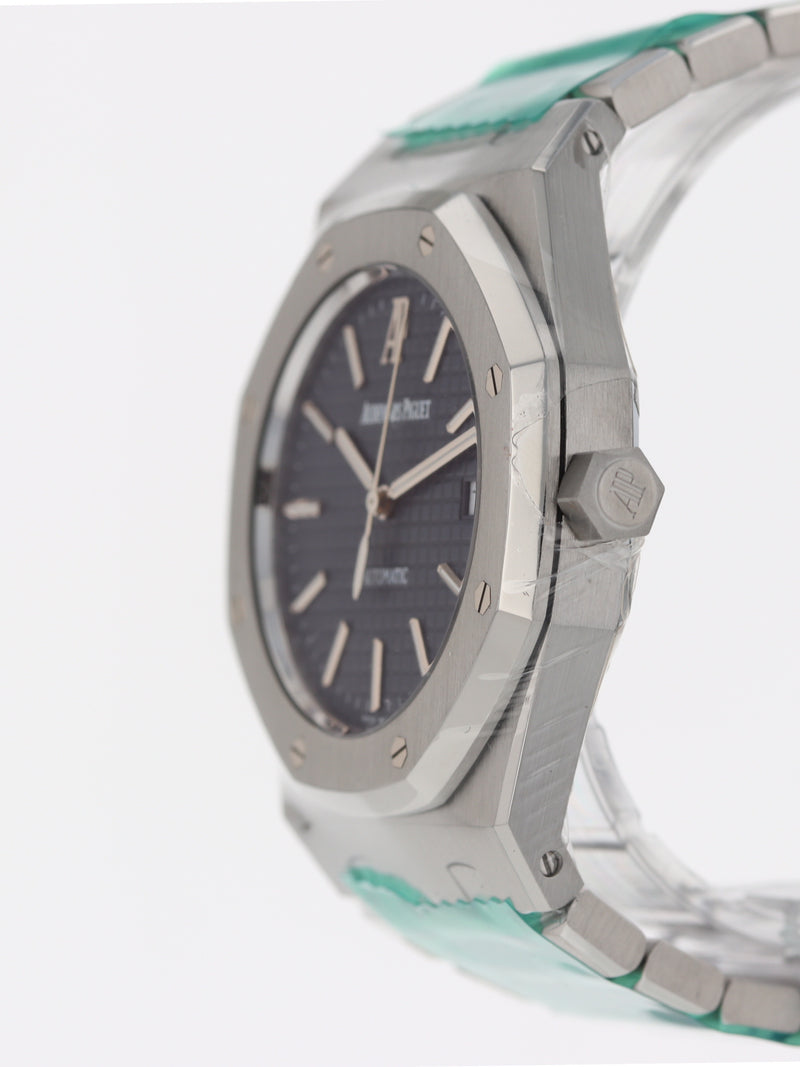 40245: Audemars Piguet Royal Oak, Ref. 15300ST, 2025 Service Box and Papers, 2011 Archive Papers