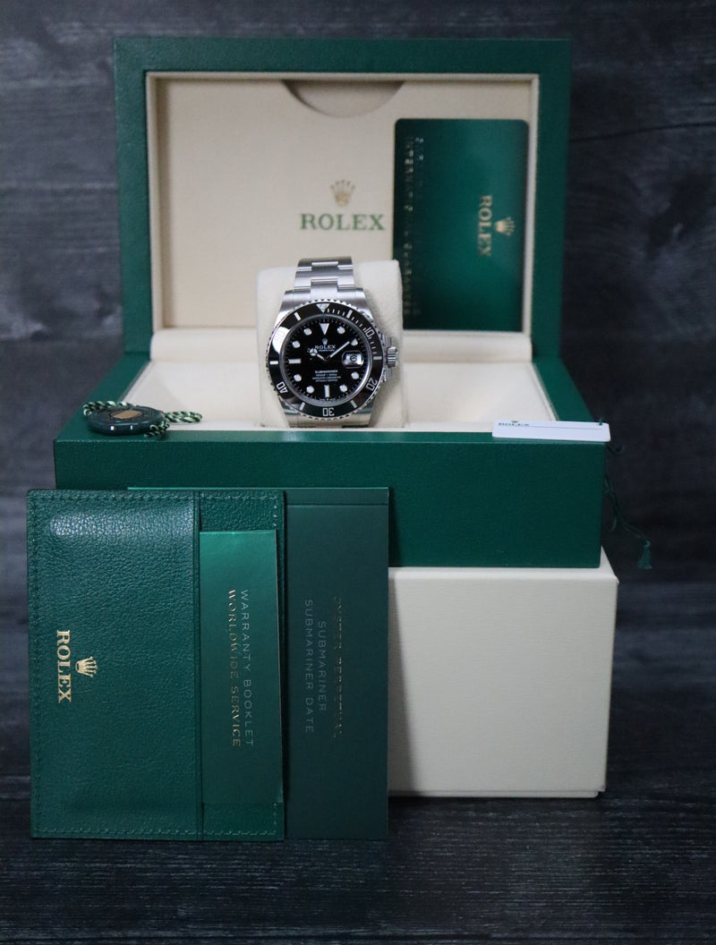 40391: Rolex Submariner 41, Ref. 126610LN, 2024 Full Set UNWORN