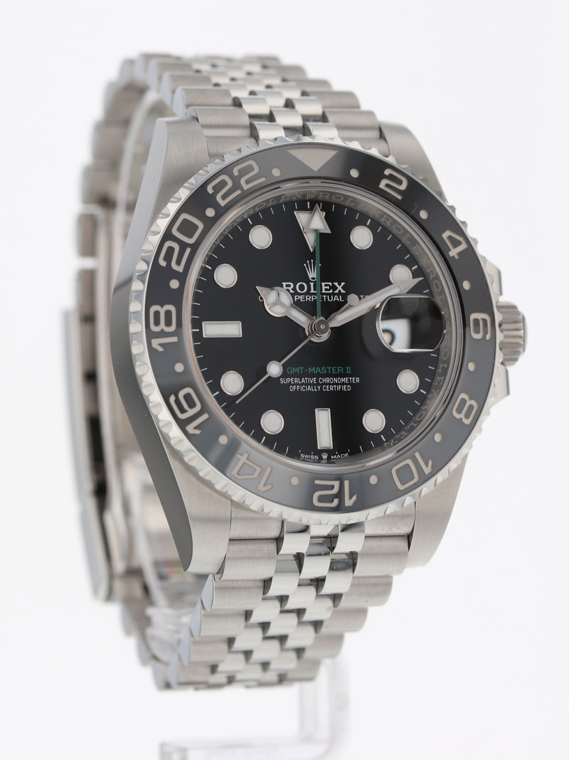 40406: Rolex GMT-Master II "Bruce Wayne", Ref. 126710GRNR, 2024 Full Set UNWORN