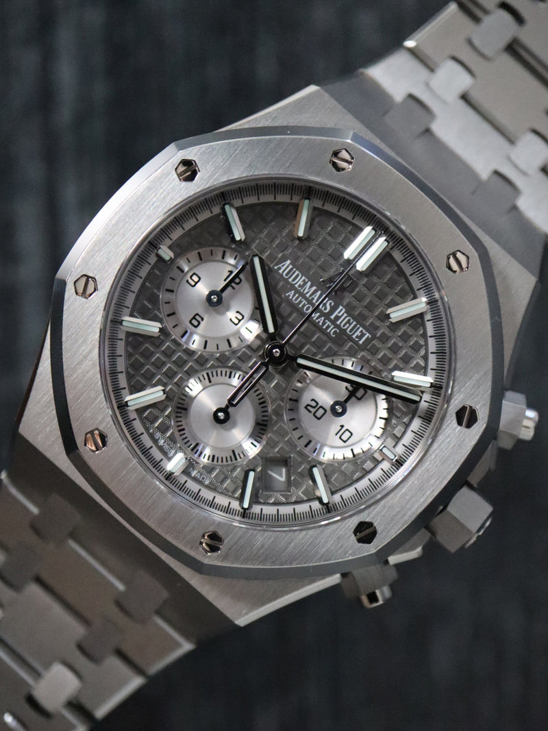 40464: Audemars Piguet Royal Oak Chronograph, Ref. 26315ST, Box and Card, 2024 Factory Service