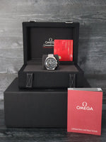 40471: Omega Speedmaster Moonwatch, Manual, Ref. 31030425001001, 2024 Full Set UNWORN