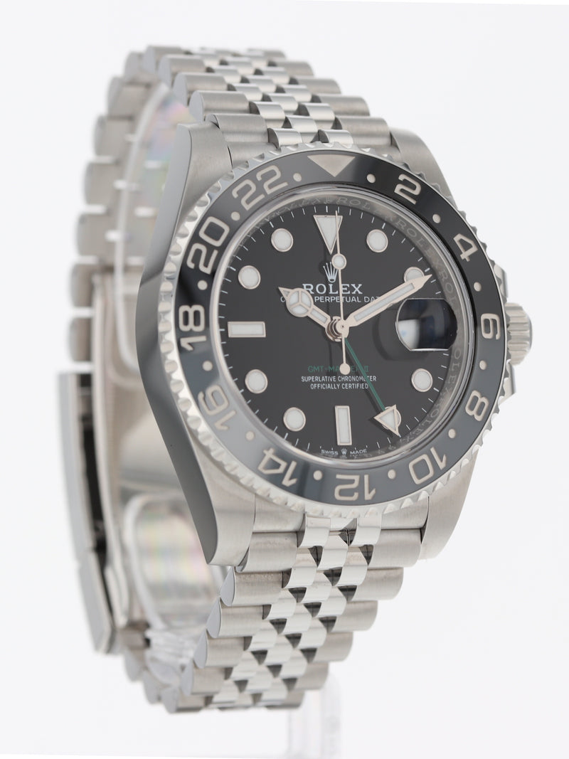 40539: Rolex GMT-Master II, Ref. 126710GRNR "Bruce Wayne", 2025 Full Set UNWORN