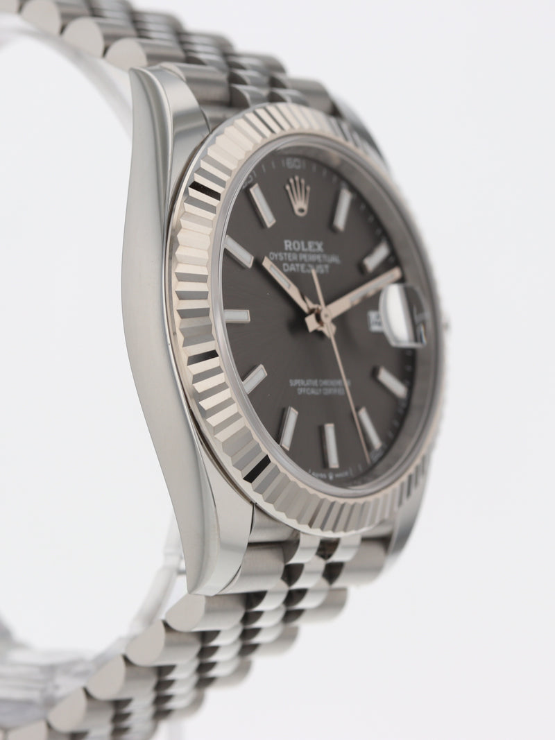 40540: Rolex Datejust 41, Ref. 126334, 2024 Full Set LIKE NEW