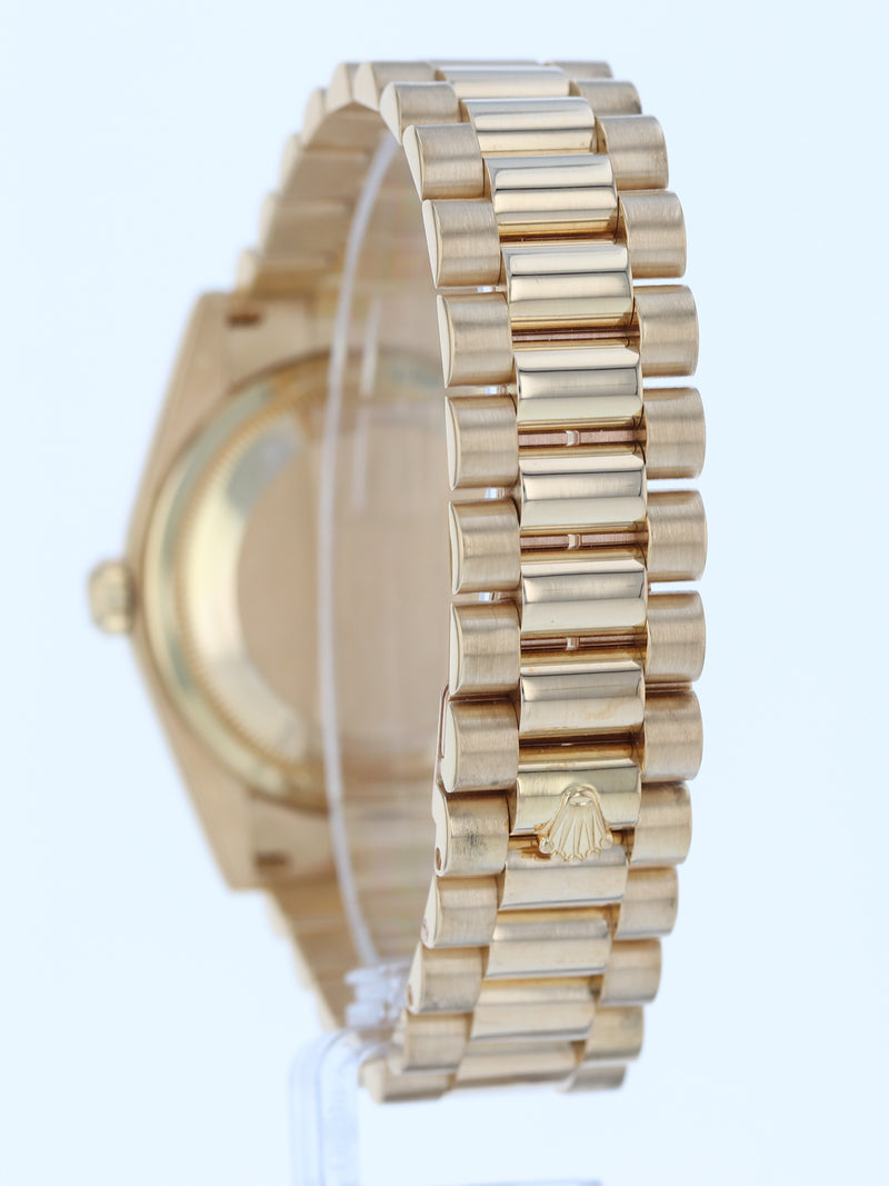 40567: Rolex 18k Yellow Gold President, Ref. 118238, Circa 2001