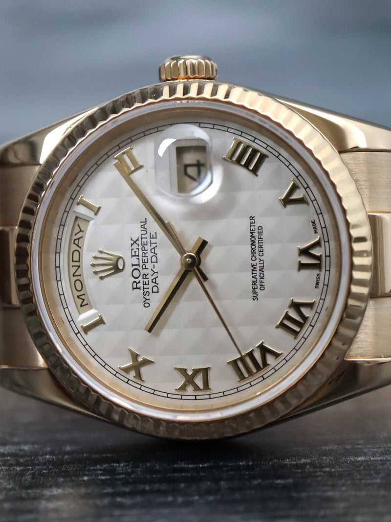 40567: Rolex 18k Yellow Gold President, Ref. 118238, Circa 2001