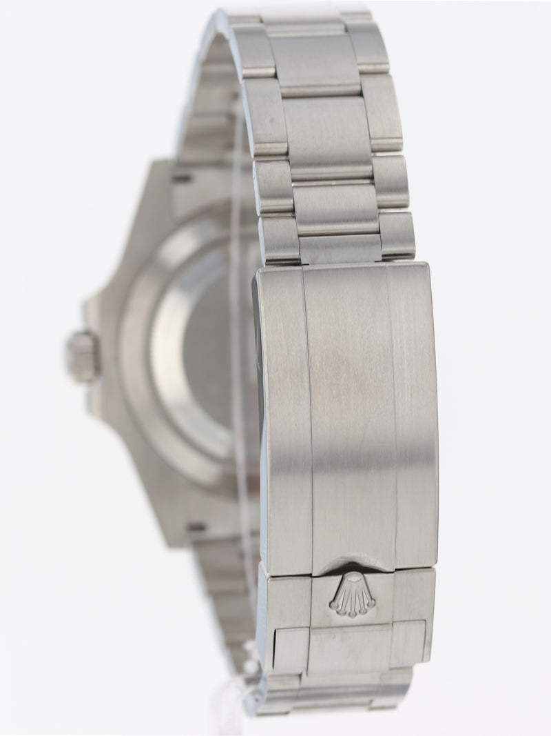 40630: Rolex Submariner 41, Ref. 126610LV, 2021 Full Set
