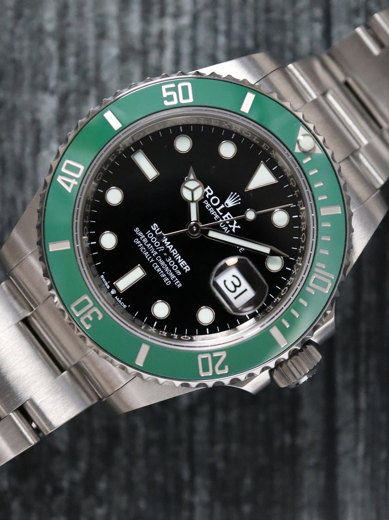 40630: Rolex Submariner 41, Ref. 126610LV, 2021 Full Set