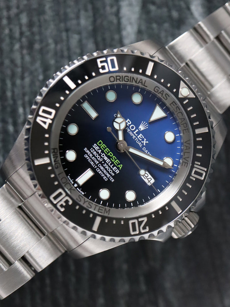 40672: Rolex DeepSea Sea-Dweller "James Cameron", Ref. 126660, Box and 2021 Card