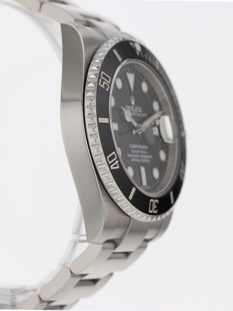 40690: Rolex Submariner 40, Ref. 116610LN, Box and 2013 Card