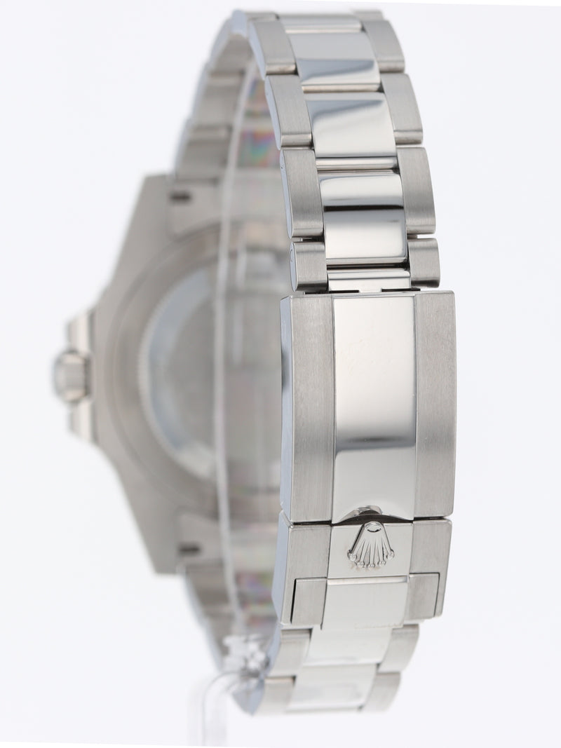 40750: Rolex GMT-Master II "Batman", Ref. 126710BLNR, 2022 Full Set