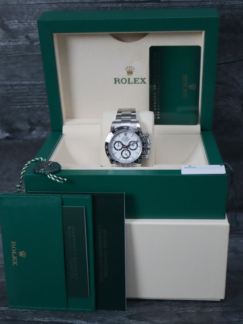 40798: Rolex Daytona "Panda", Ref. 126500LN, 2024 Full Set