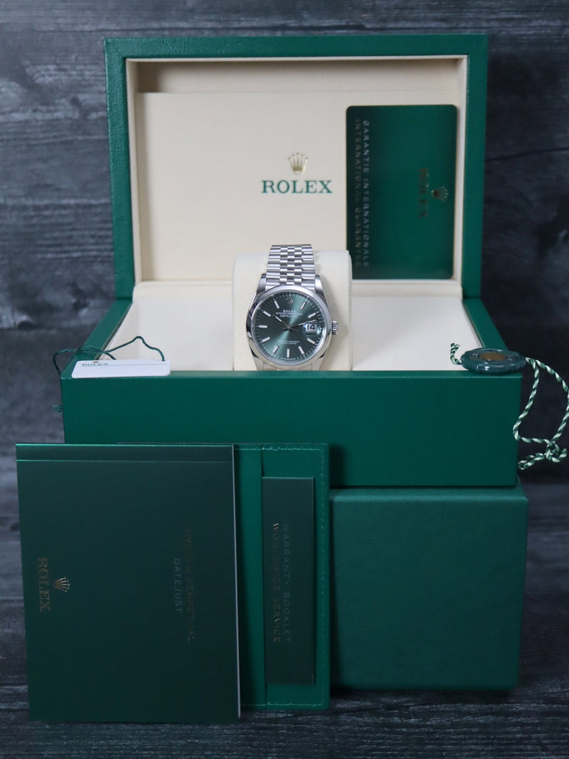 (T) 40917: Rolex Datejust 36, Ref. 126200, 2025 Full Set