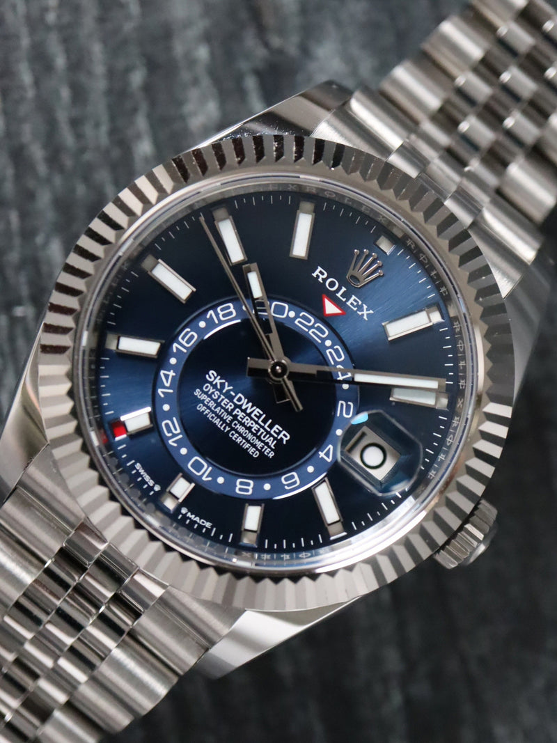 40923: Rolex Sky-Dweller, Ref, 336934, Blue Dial, 2024 Full Set UNWORN