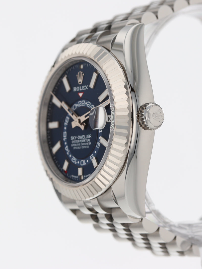 40923: Rolex Sky-Dweller, Ref, 336934, Blue Dial, 2024 Full Set UNWORN