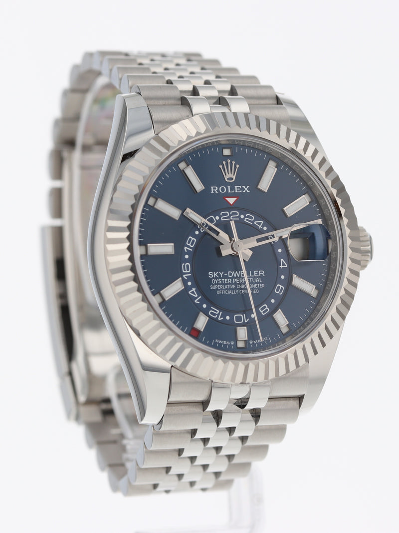 40923: Rolex Sky-Dweller, Ref, 336934, Blue Dial, 2024 Full Set UNWORN