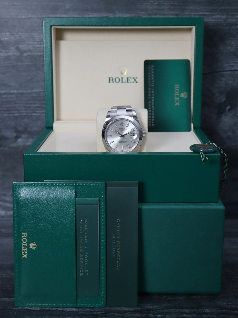 (T) 40976: Rolex Datejust 41, Ref. 126300, Box and 2025 Card. Like New