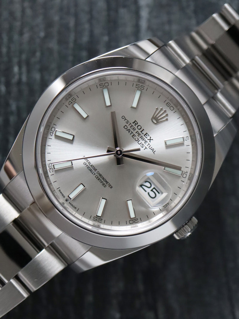 40977: Rolex Datejust 41, Ref. 126300, Box and Card 2025 LIKE NEW