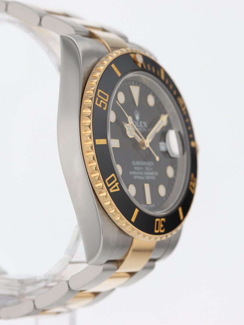 41006: Rolex Submariner 40, Ref. 116613LN, Box and 2013 Card