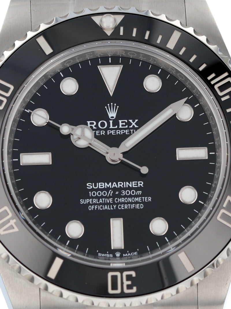 41016: Rolex Submariner "No Date", Ref. 124060, Full Set 2025 LIKE NEW