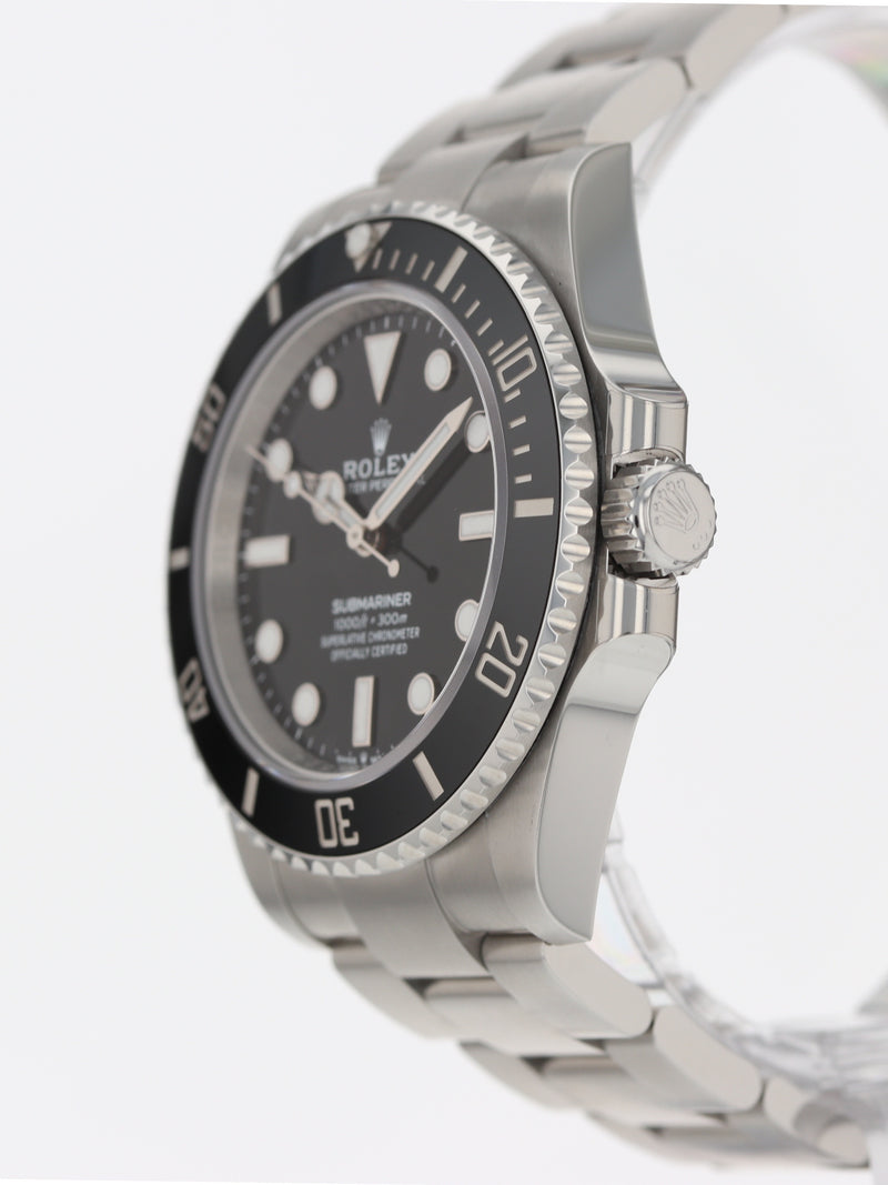41016: Rolex Submariner "No Date", Ref. 124060, Full Set 2025 LIKE NEW