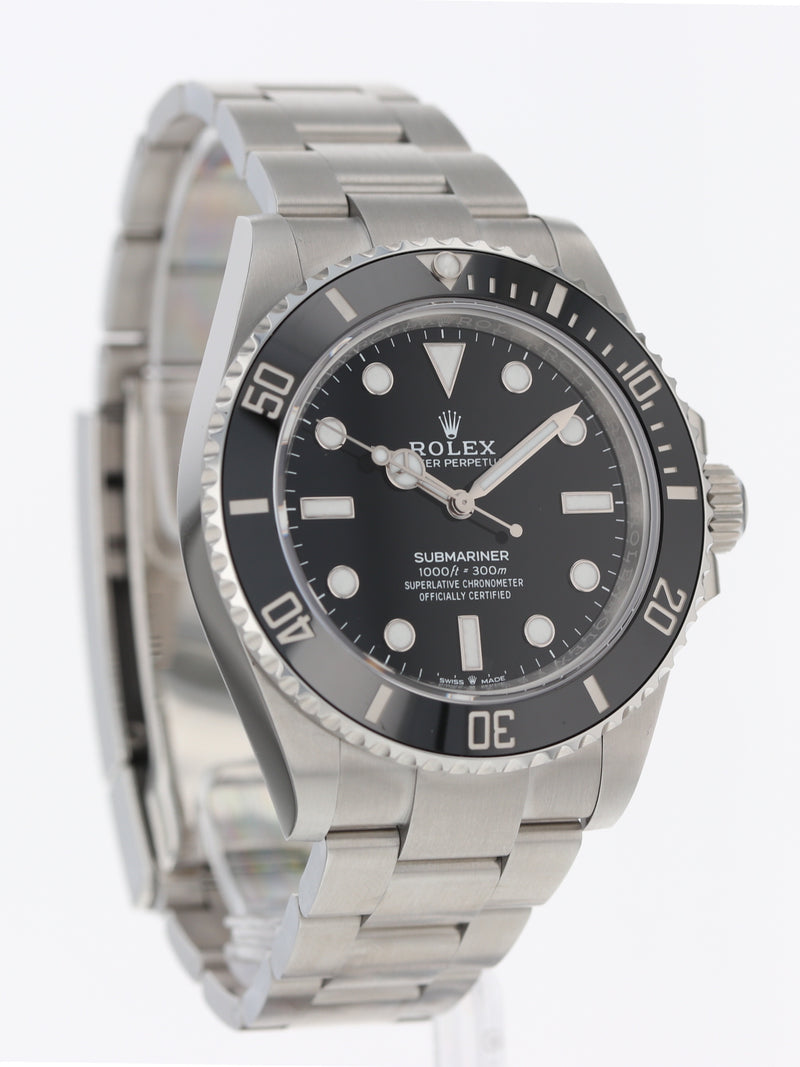 41016: Rolex Submariner "No Date", Ref. 124060, Full Set 2025 LIKE NEW
