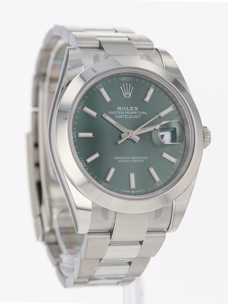 41037: Rolex Datejust 41, Ref. 126300, Full Set 2025 LIKE NEW