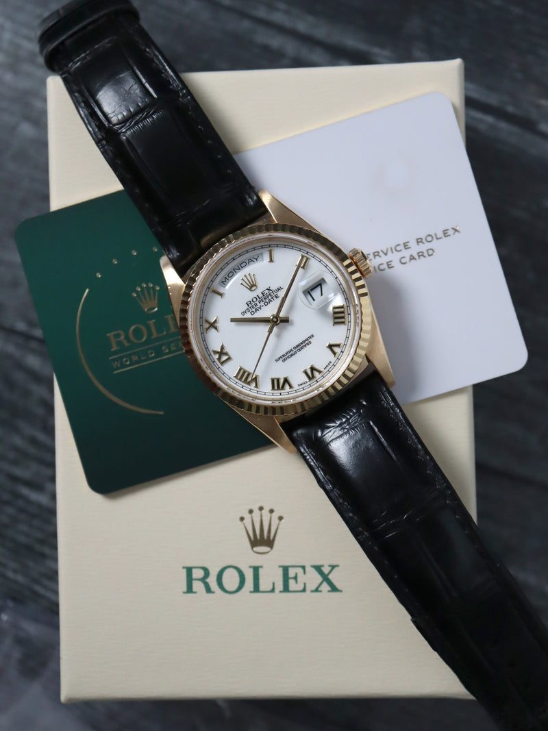 41090: Rolex 18k Day-Date, Ref. 18238, 2025 Service Card and Box