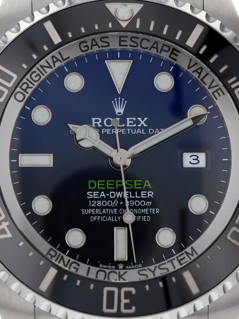41100: Rolex DeepSea Sea-Dweller "James Cameron", Ref. 126660, 2022 Full Set
