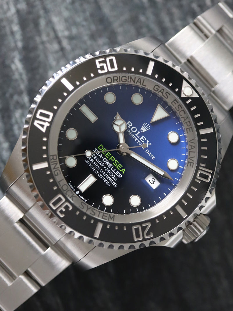 41100: Rolex DeepSea Sea-Dweller "James Cameron", Ref. 126660, 2022 Full Set