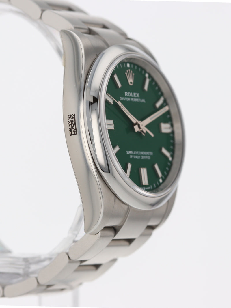 41146: Rolex Oyster Perpetual 36, Ref. 126000, Full Set 2022, NEW OLD STOCK
