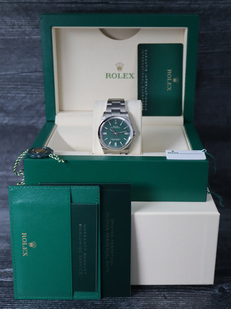 41146: Rolex Oyster Perpetual 36, Ref. 126000, Full Set 2022, NEW OLD STOCK
