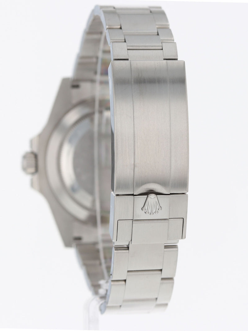 40736: Rolex Submariner "No Date", Ref. 124060, 2022 Full Set