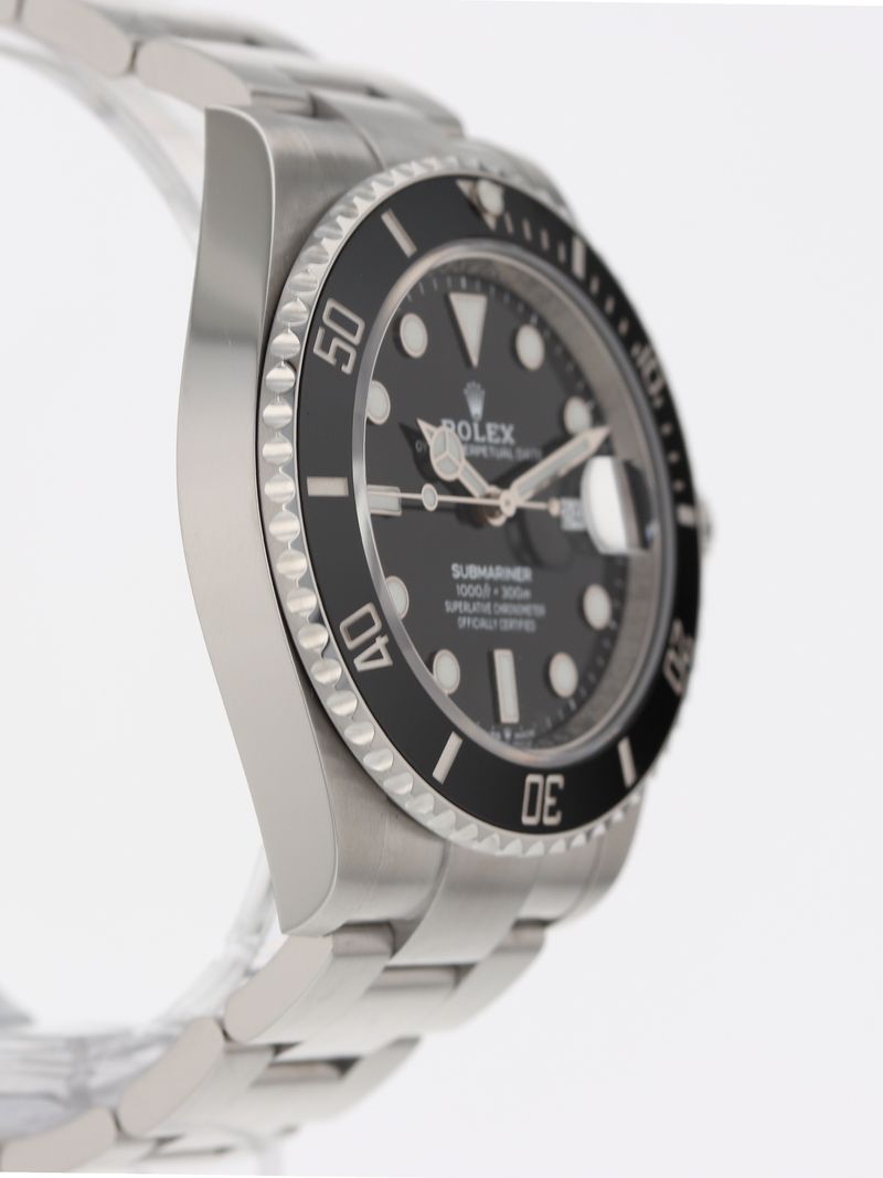 40881: Rolex Submariner 41, Ref. 126610LN, Box and 2021 Card