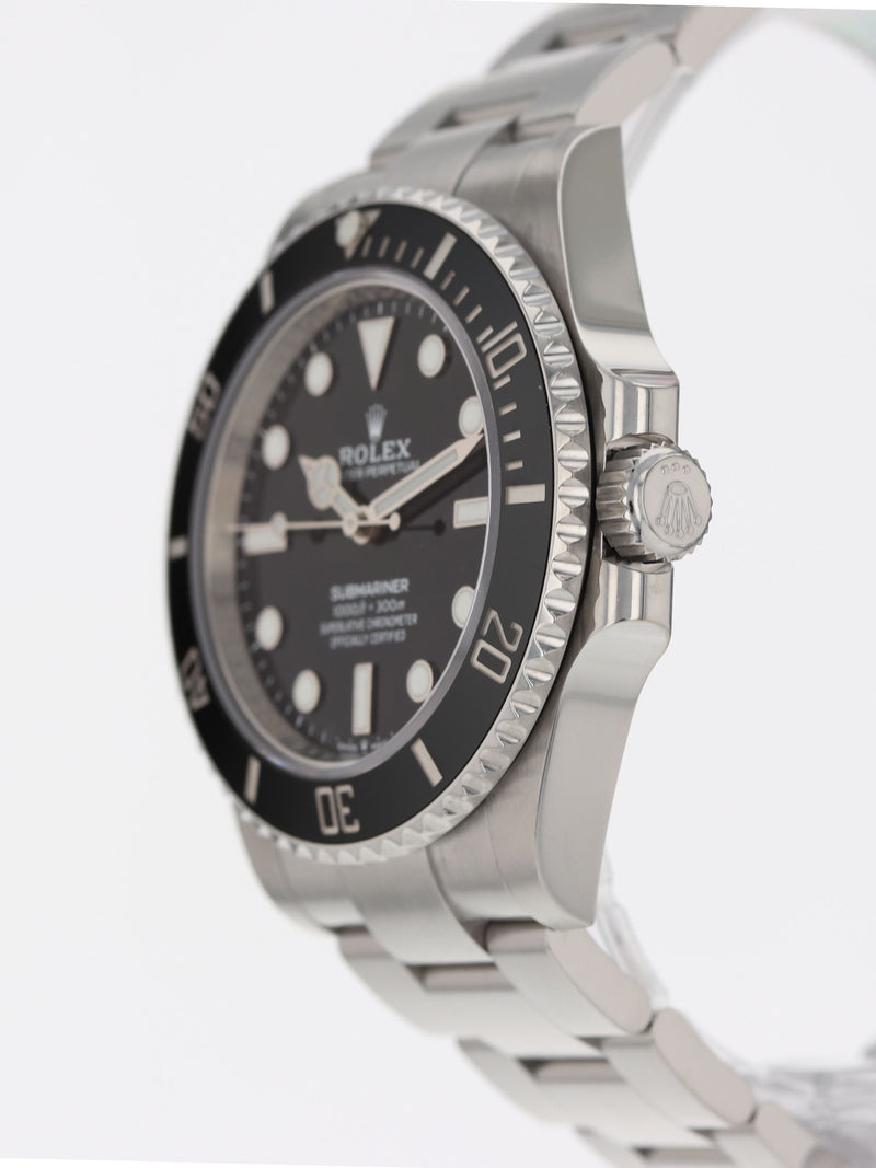 40736: Rolex Submariner "No Date", Ref. 124060, 2022 Full Set