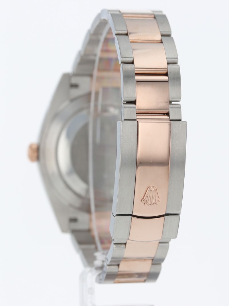 41088: Rolex Datejust 41 "Wimbledon", Ref. 126331, Rolex Box & Booklets
